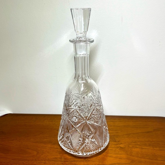 Crystal Decanter with crystal stopper. Vintage. - Picture 1 of 8